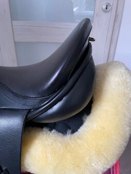 UNIVERZALNI SEDLO EURORIDING TOPAS POSEDLI 17 KOMORA 3 do “U - 6