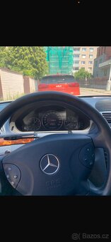 Mercedes E W211 - 6