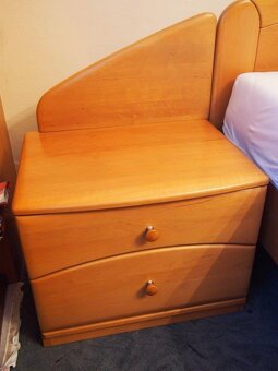 Postele HANAU (2xpostel+rošt+noční stolek+matrace) - 6