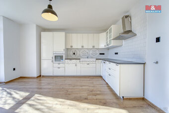 Prodej rodinného domu, 160 m², Plzeň, ul. K Pecihrádku - 6