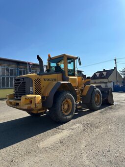 Nakladač Volvo L90E - 6
