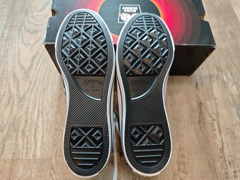 NOVÉ PÁNSKÉ TENISKY CONVERSE - LIMITOVANÁ EDICE BUGS BUNNY. - 6