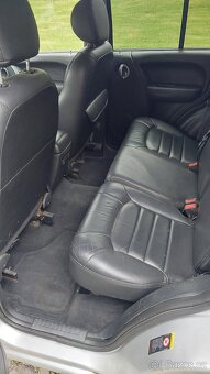 Prodám Jeep Cherokee - 6