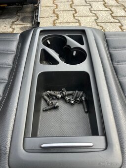 Autosedačky Passat CC - perforovaná kůže - 6