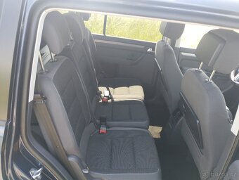 VOLKSWAGEN TOURAN 1,6TDI 77KW,AUTOMAT,KOMPLET ODSERVISOVÁNO. - 6