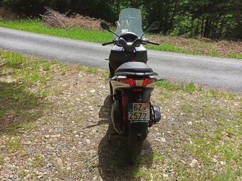 Piaggio MP3 HPE 300 Sport, koupeno jako nové v ČR - 6
