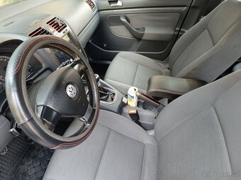 Volkswagen Golf 5 1.4 59 kW benzín - 6