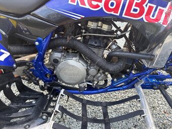 Yamaha YFZ 450 - 6