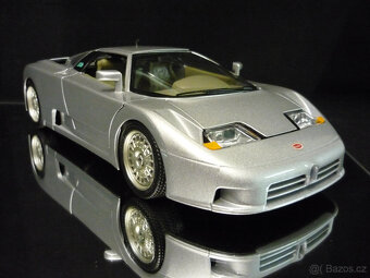 Bugatti EB110 stříbrné Bburago 1/18 - 6