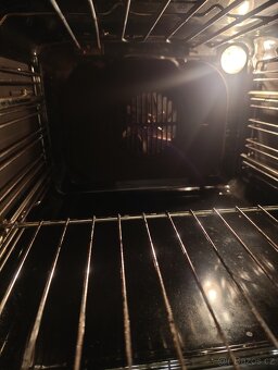 Prodám vestavnou troubu a sklokeramickou desku - 6