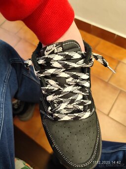 Prodám ne moc použité boty Nike Traviss Scott black phantom - 6