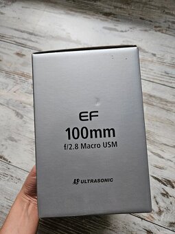 Objektiv Canon EF 100 mm f/2,8 Macro USM - 6