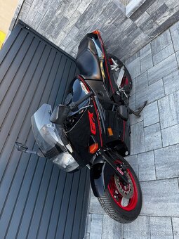 Kawasaki GPX500R - 6