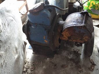 Domácí Naviják garáž stavba - 6