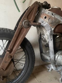 ČZ 250 Tourist - 6