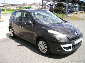 RENAULT MÉGANE SCÉNIC 1.5 DCi 78KW RV-2009 - 6