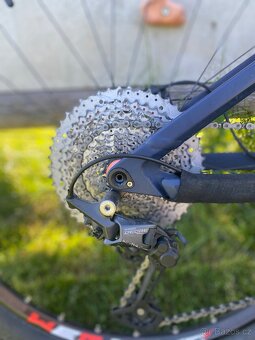 Cube karbon kolo - 6