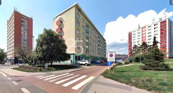Pronájem udržovaného bytu 2+kk s balkonem a výtahem, tř. T. - 6