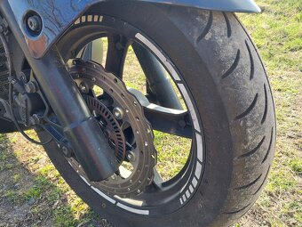 skutr Kymco Dink Street 125i - 6