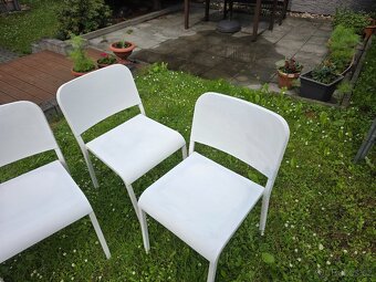 Na prodej: 4× IKEA bílé kuchyňské židle – dobrý stav - 6