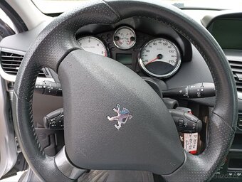 Peugeot 207 sw - 6