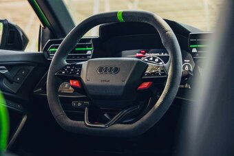 Audi RS3 r.v. 2025 naj 3900km - 6