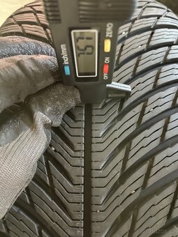 Orig zimni Audi A6 S6 4K c8 r19 Michelin 245/45/19 95% - 6