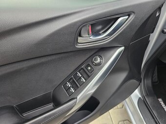 6 2,0 Skyactiv  2016 114tkm, xenony, ALU,NAVI,VYHŘ.SED.STK - 6