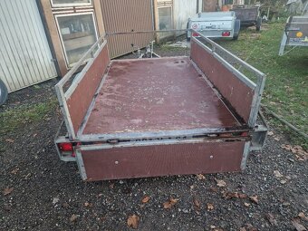 Přívěsný vozik VEZEKO VÁRIO bržděný 205cm x 127cm - 6