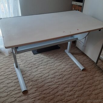 Psaci stul vyskove stavitelny - 6