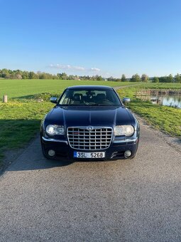 Chrysler 300C 5.7 HEMI - 6