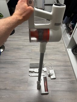 XIAOMI vysavač - 6