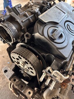 Motor 1,9 TDi 77 kW BLS - 6