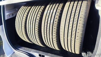 Prodám zánovní Barum Bravuris 5HM 205/60 R16 92H - 6