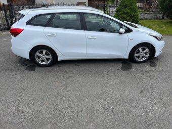 Kia ceed combi 1.6 - 6