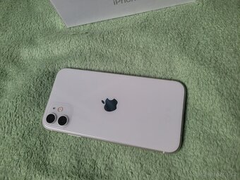 iPhone 11 128gb stav baterie 94% - 6