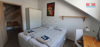 Pronájem atypického bytu, 114 m², Praha, ul. Zborovská - 6