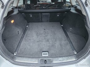 Toyota Avensis 2.0 D4D - 6