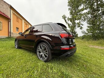 đ¤ Audi Q7 50 TDI quattro S line â 7 mĂst - 6