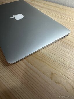 Apple MacBook Air 11” 2015 i5 8GB RAM 256GB - 6
