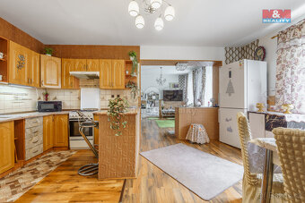 Prodej rodinného domu, 350 m², Postoloprty, ul. Wolkerova - 6