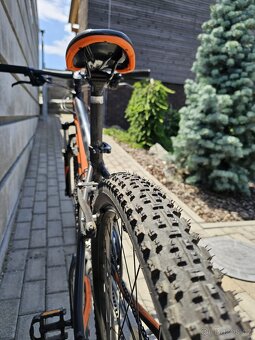 Scott Aspect 680 26“ černé/oranžové 2018 - 6