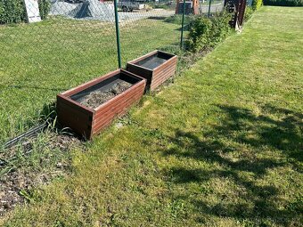 Truhlík dřevěný - 6