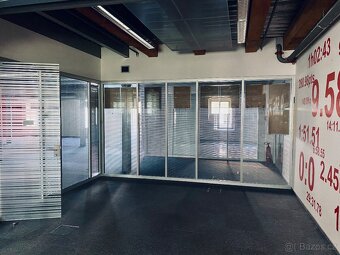 Prosklené kancelářské příčky - 6