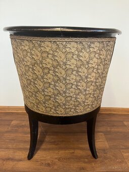 Starožitné křeslo - 6