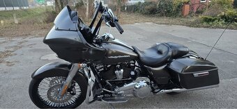 Harley Davidson Road Glide 2020 - 6