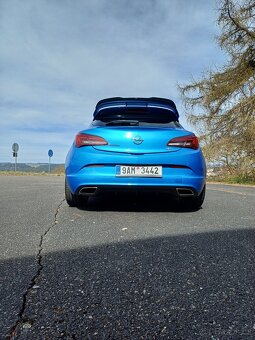 Opel astra OPC - 6
