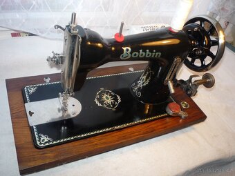 PŘENOSNÝ šicí stroj BOBBIN na KŮŽI - 220 V - 6