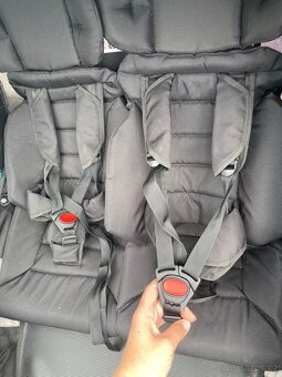 Sportovní cyklovozík Hamax Pioneer pro 2 děti - 6