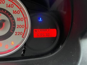 Mazda 2 rok 2008 - 1,3-55kw -náhradní díly - 6